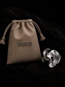 Curved Texture Ear Cuff